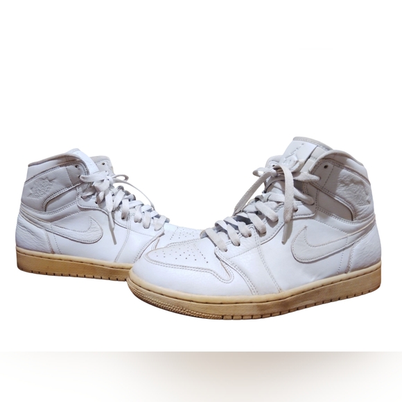 Jordan 1 Retro High Pure Platinum Desert Sand Size 9.5